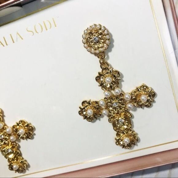 THALIA SODI Gold Statement Baroque Cross Pearl Earrings - Picture 4 of 4